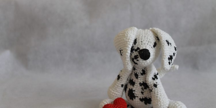 Fetch Fun: The Best Dog Water Toys for Endless Summer Entertainment